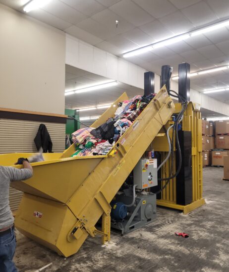 automatic recycling center baler