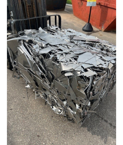 aluminum bale made by an automatic horizontal baler