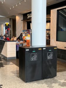 laguardia airport smartpacks