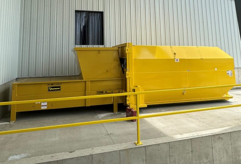 3 yard breakaway compactor